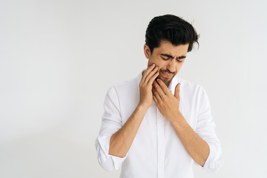 Emergency Dental Care: What to Do When Dental Mishaps Strike